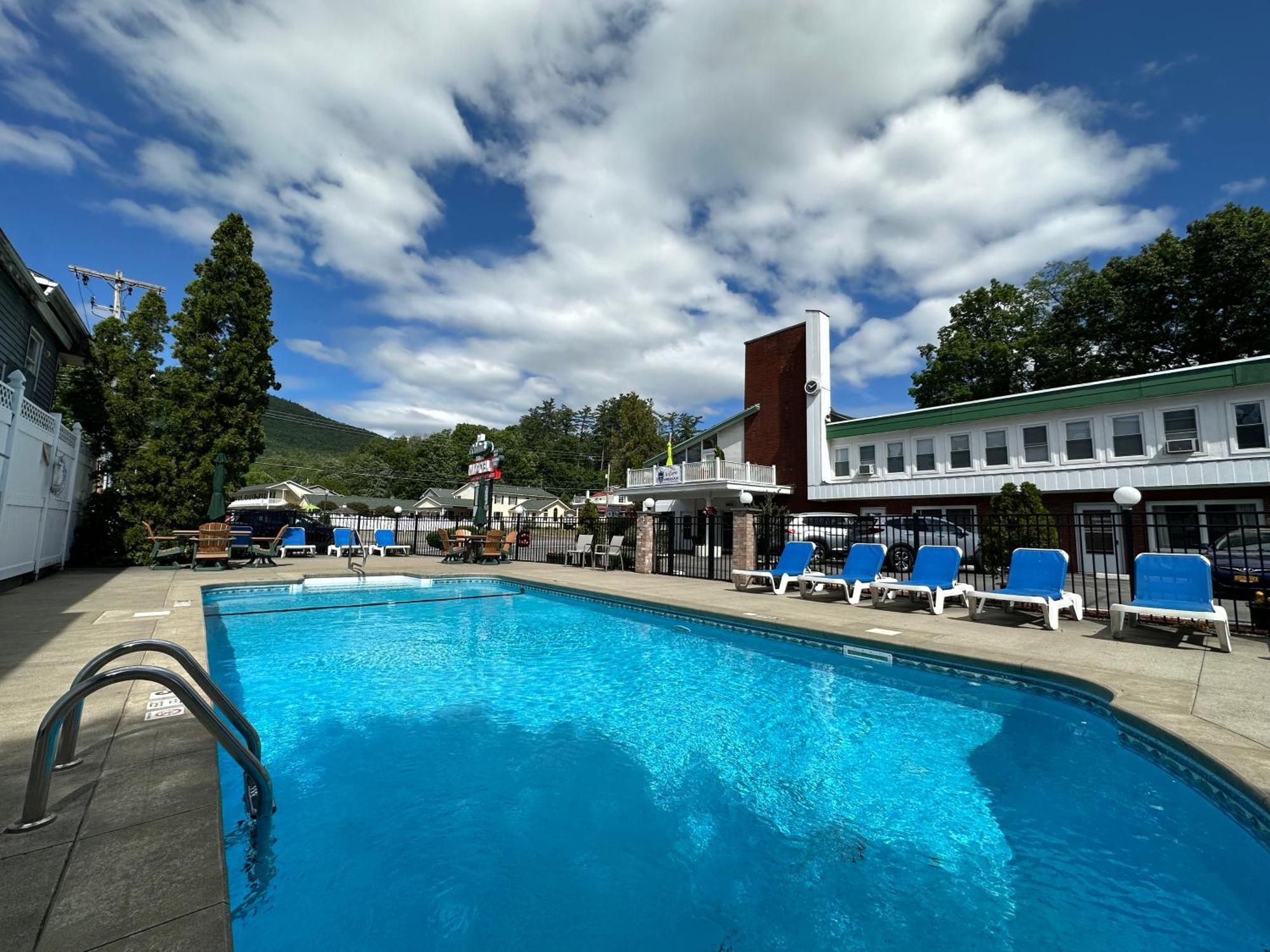 O'Sullivan'S Motel 乔治湖 外观 照片