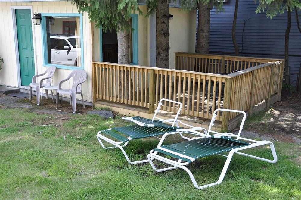 O'Sullivan'S Motel 乔治湖 外观 照片