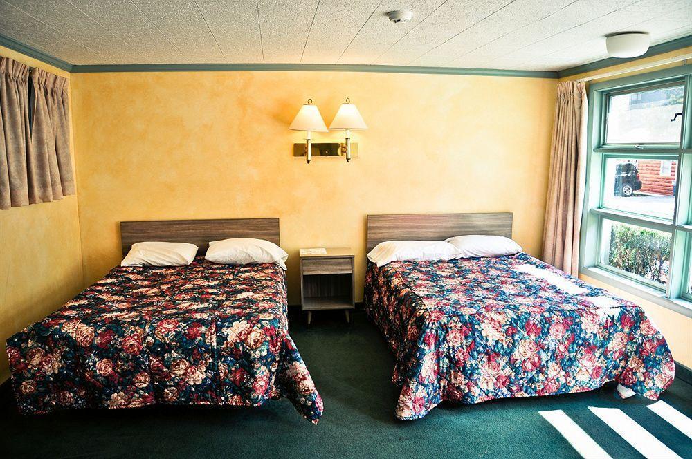 O'Sullivan'S Motel 乔治湖 外观 照片